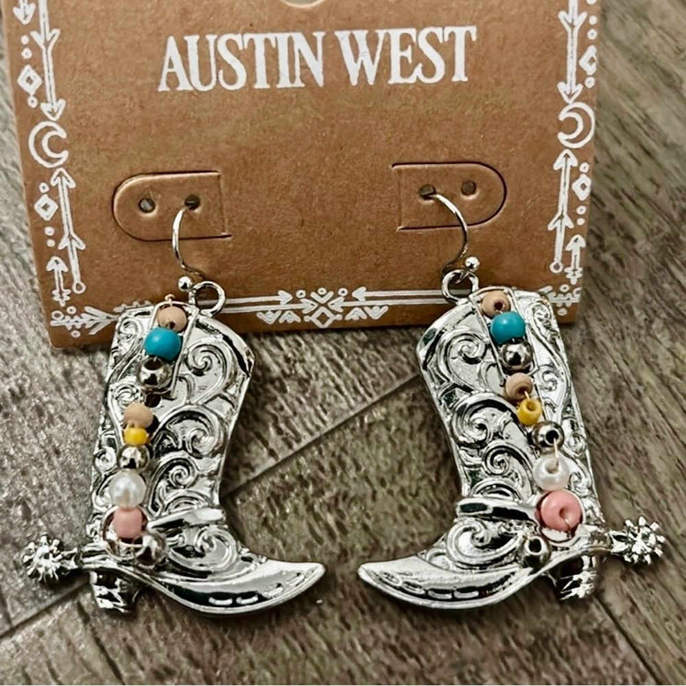 Austin West Cowgirl spurred boots,fish hook earrings, silver tone,beaded accent